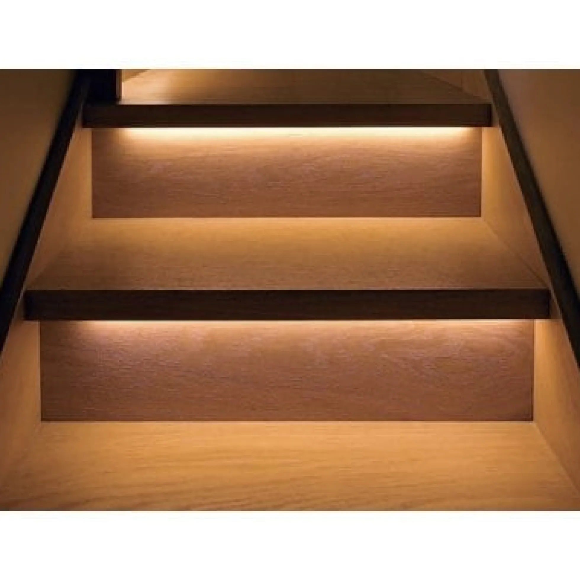 Trappe aluprofil med LED strip, 70 cm, 4W, 24V, IP65, med stik