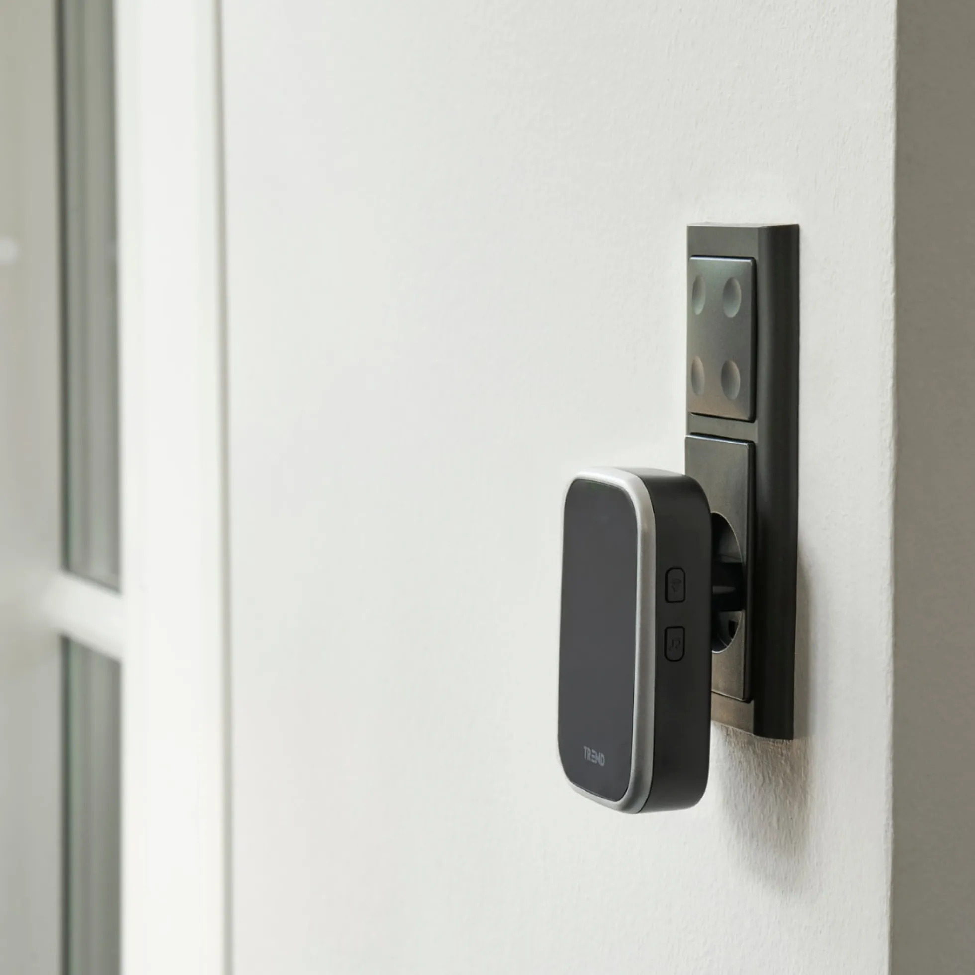 Trend dørklokke Bluu 1 Novus, plug in, sort