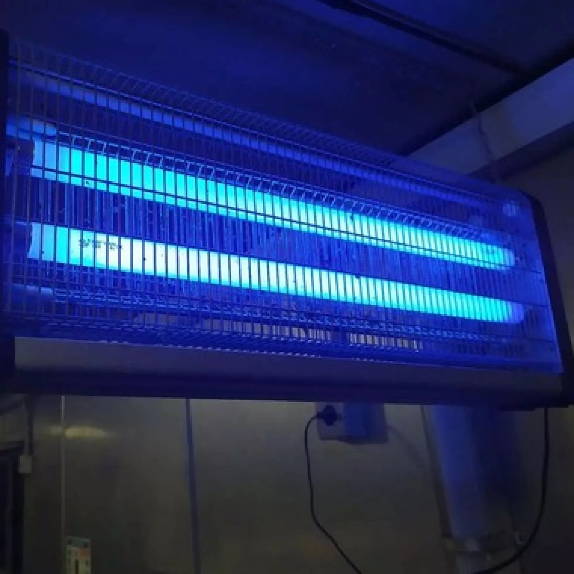 V-Tac insektlampe, indendørs, UV-lys, op til 150 m2