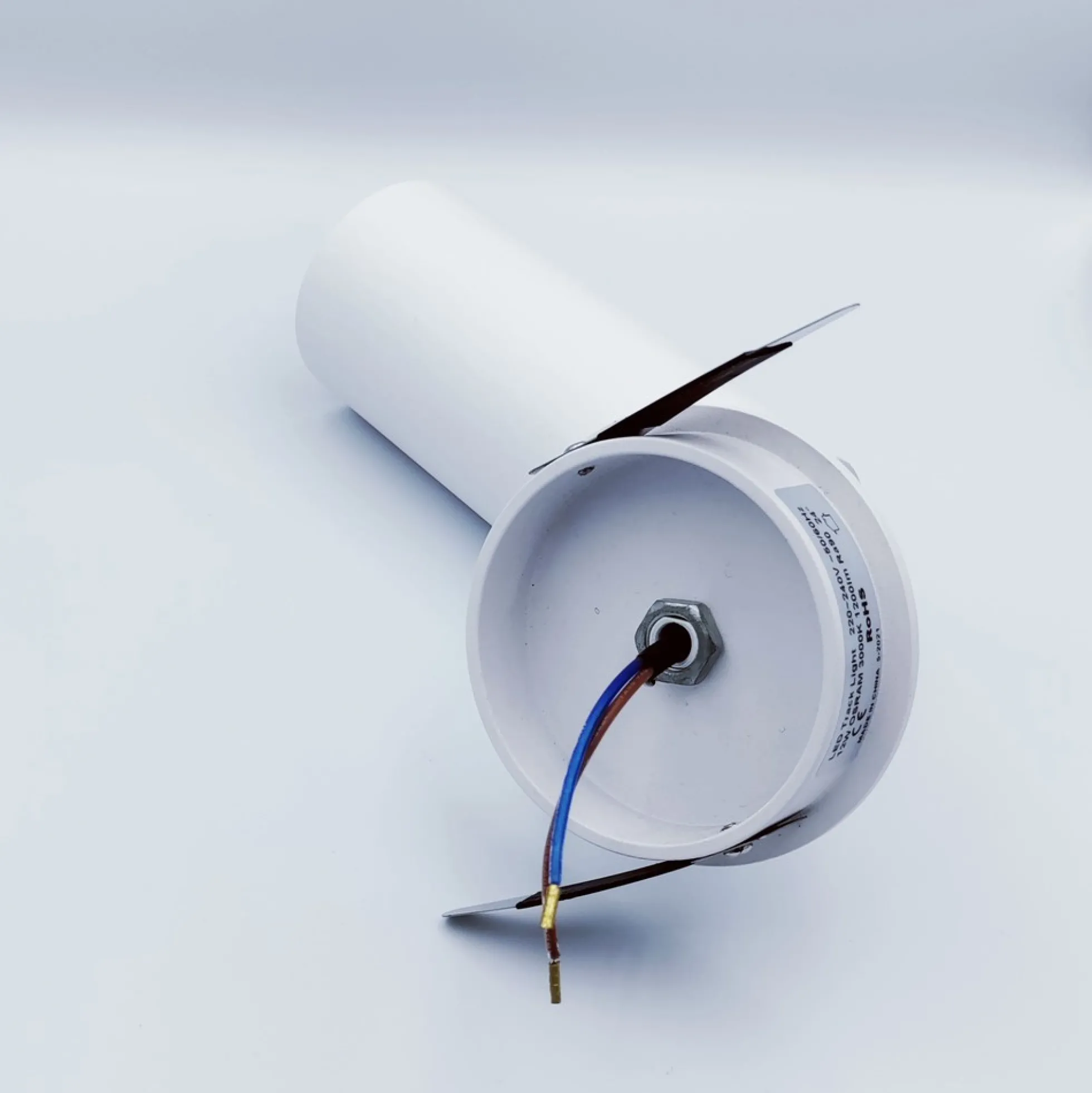 12W indbygningsspot, Ø 8 cm, hvid, RA 90, hul: Ø 7,5 cm, Osram LED, ikke dæmpbar, varm kulør, 38° spredning
