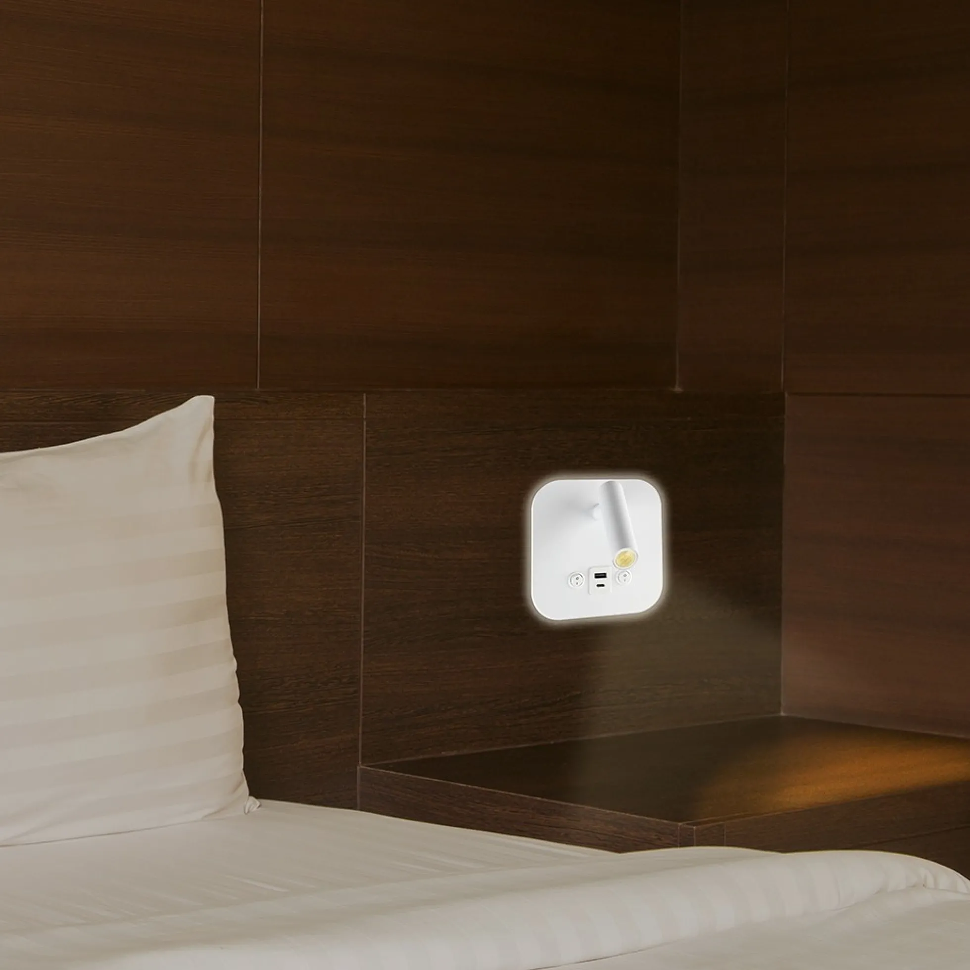 8W LED sengevæglampe med USB/PD opladning, CREE chip, 3000K, hvid, inkl. lyskilde - Kulør: Varm