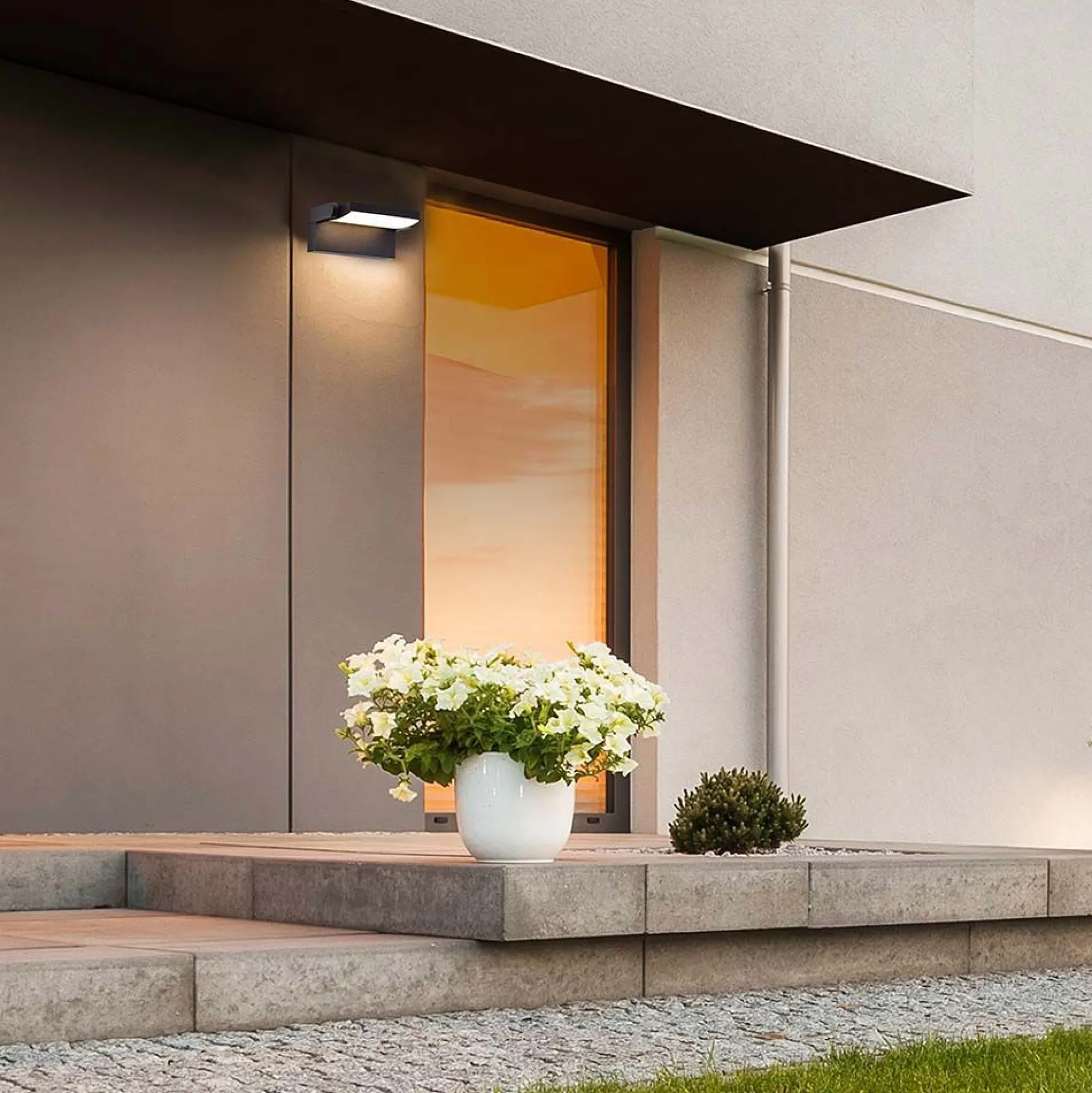 17W LED væglampe - IP65, sort, aluminium - Kulør : Varm